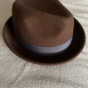 Goorin Bros Brown Fedora with Black Paisley Lining Porkpie